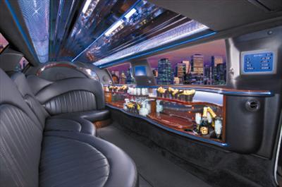 Stretch Limo - Lincoln Town Car