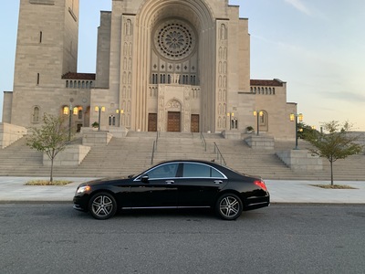 Luxury Sedan - Mercedes Benz S-Class