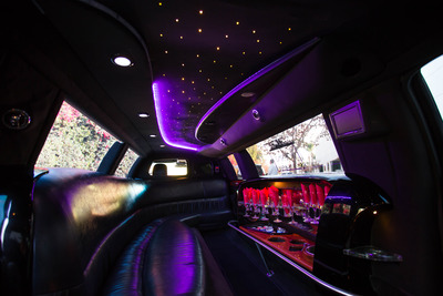 Stretch Limo - Lincoln Town Car