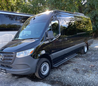 Executive Van - Mercedes Benz Sprinter