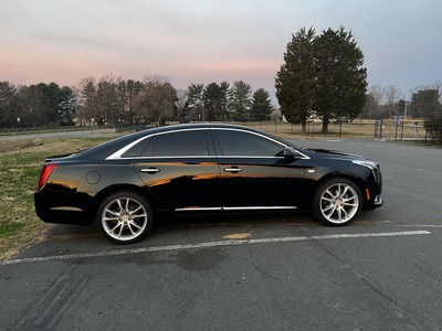 Sedan - Cadillac XTS