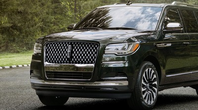 SUV - Lincoln Navigator L